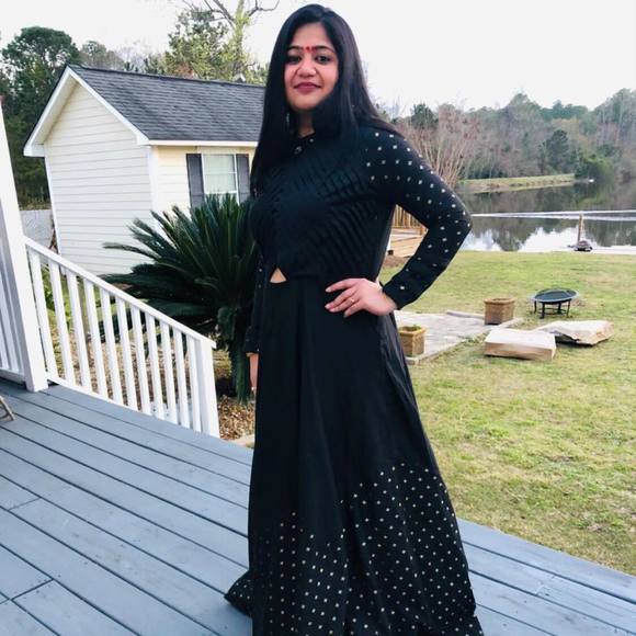 Meet your Posher, Niyati - Picture 1 of 1